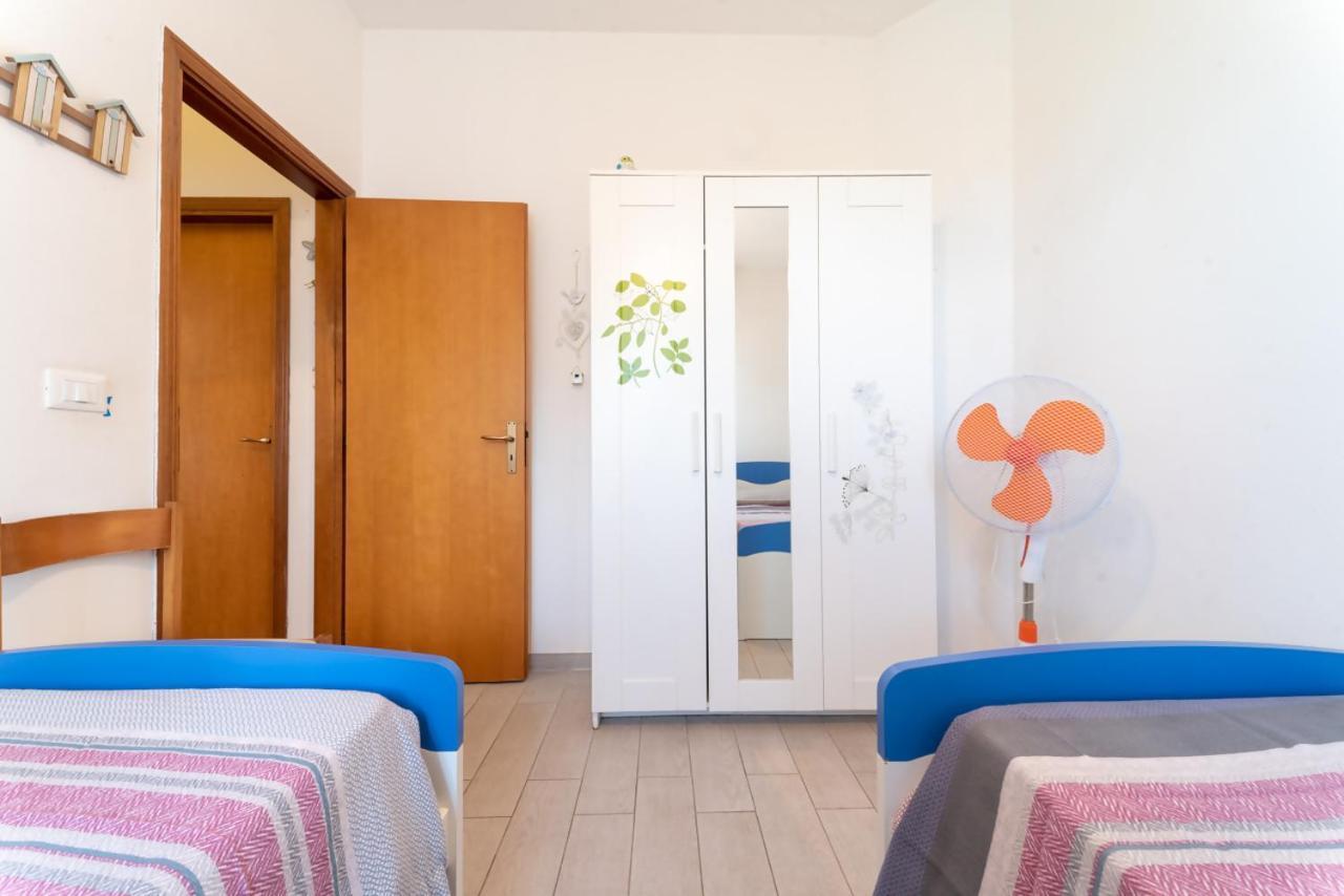 Willa Azzurro Lido Adriano Vista Mare Zewnętrze zdjęcie