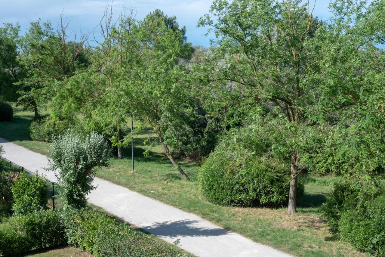Willa Azzurro Lido Adriano Vista Mare Zewnętrze zdjęcie