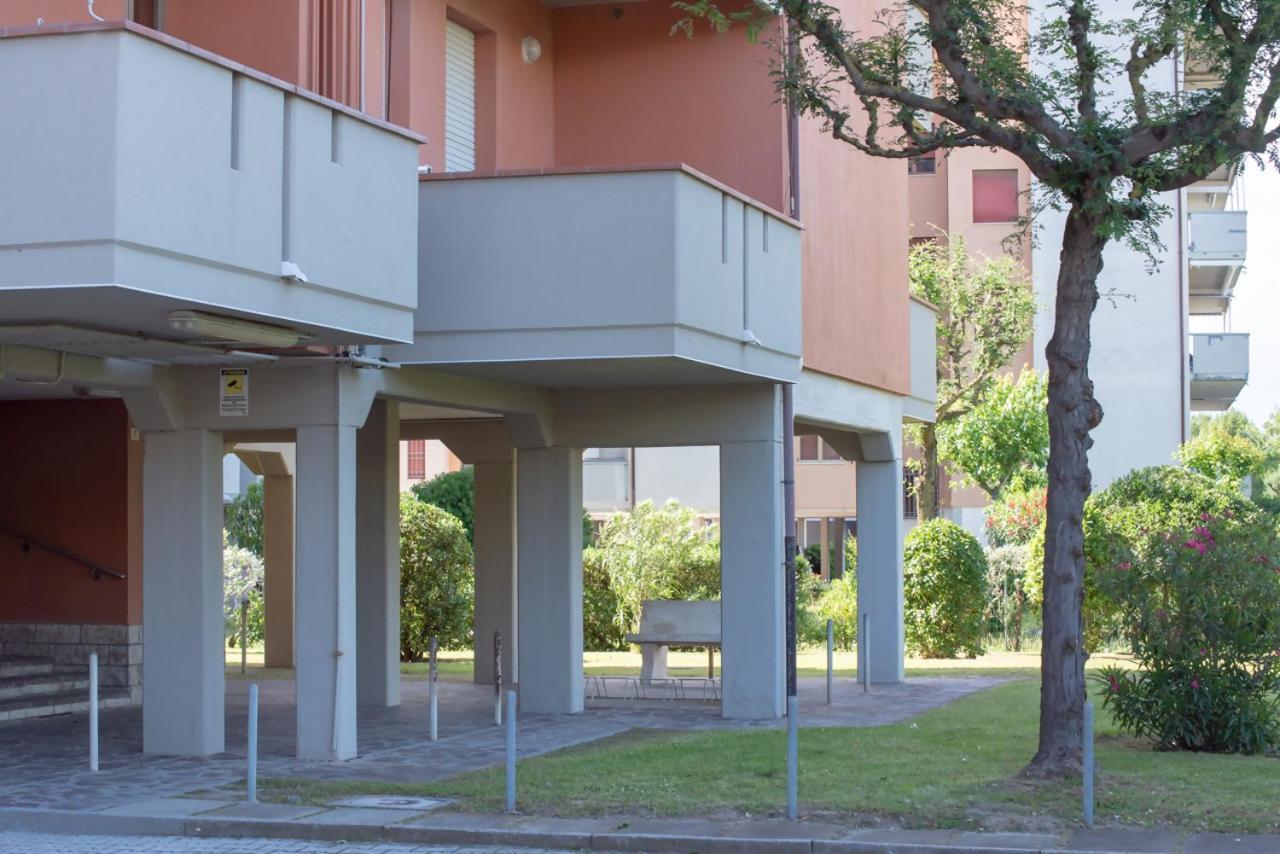 Willa Azzurro Lido Adriano Vista Mare Zewnętrze zdjęcie